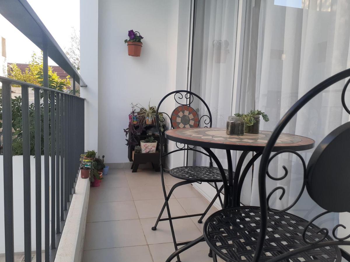 Hermoso Departamento En Temperley Luaran gambar